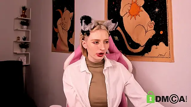 Kira  Cutie online show from March 20, 2026, 8:46 pm