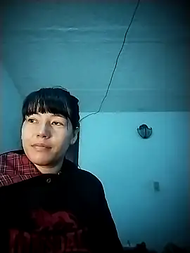 Moon Thompson online show from May 12, 2026, 2:52 am