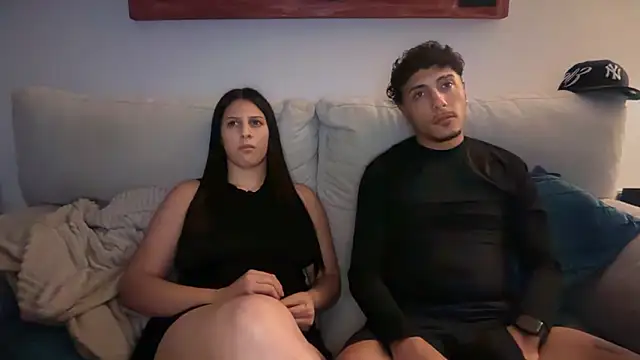 goldcouple22 online show from May 6, 2026, 10:15 pm