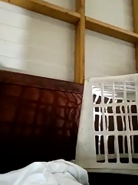 Snapshot of bustingyou chatting on March 23, 2026, 12:03 am bustingyou online show from March 23, 2026, 12:03 am