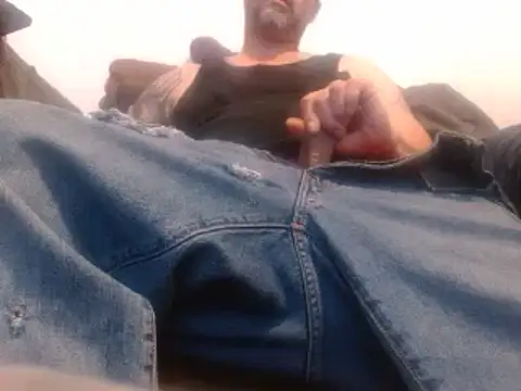 MrDontRush online show from July 9, 2026, 11:53 pm