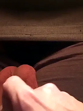 Schamlippenspreitzer online show from November 14, 2025, 9:46 pm