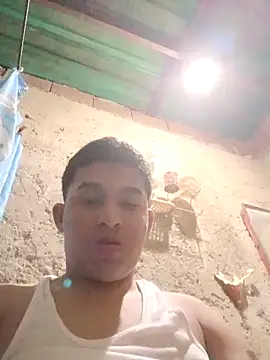 alee28728 online show from March 23, 2026, 6:06 am