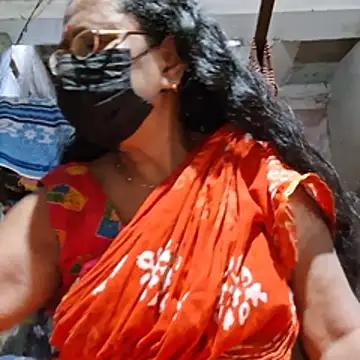 Riya45326 online show from June 26, 2026, 11:25 am