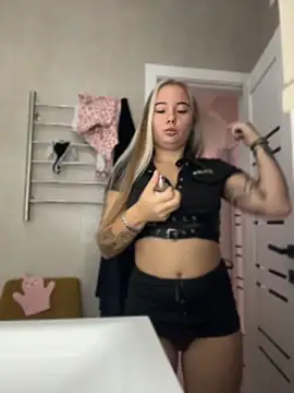 Mrs Lust online show from May 8, 2026, 3:23 am