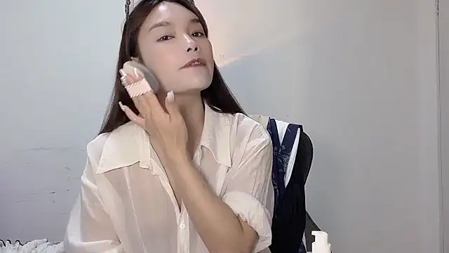 leilei998 online show from June 18, 2026, 7:41 am