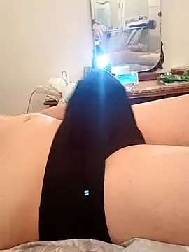 FINCHELABARCAVA online show from March 25, 2026, 9:43 pm