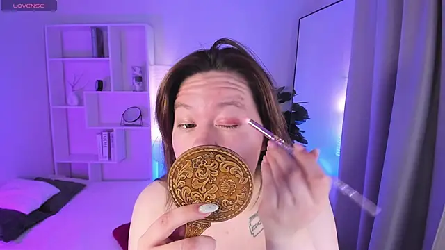 Vanessa ama online show from April 2, 2026, 7:44 pm