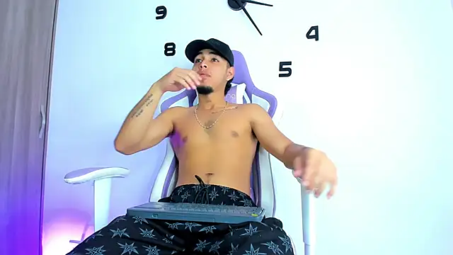 victor ospina online show from March 25, 2026, 4:57 pm