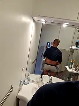 Justfunfree online show from March 27, 2026, 3:01 pm