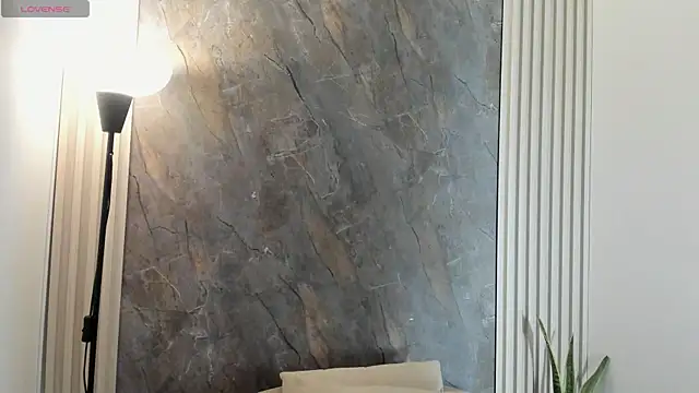 alina sauvage online show from June 9, 2026, 1:56 pm