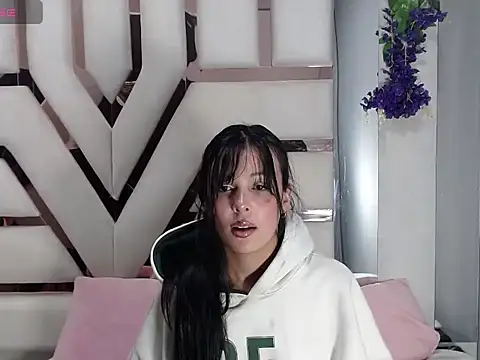 Snapshot of Salome_Saen_ chatting on April 25, 2026, 1:41 pm Salome Saen online show from April 25, 2026, 1:41 pm
