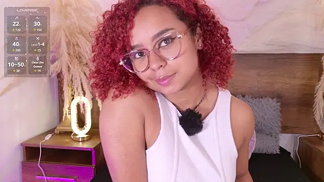 lara curly online show from April 17, 2026, 11:35 am