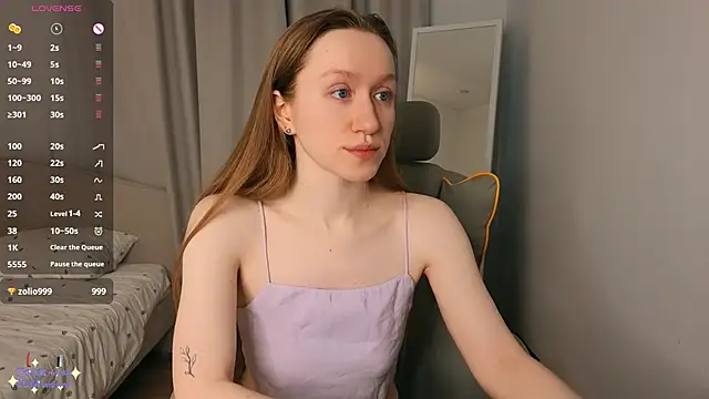 Snapshot of mowalova chatting on June 20, 2026, 5:43 am mowalova online show from June 20, 2026, 5:43 am