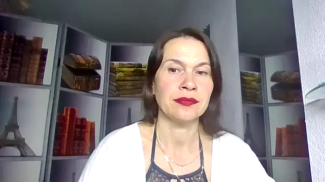 Snapshot of Selena_Moo chatting on March 26, 2026, 7:52 pm Selena Moo online show from March 26, 2026, 7:52 pm