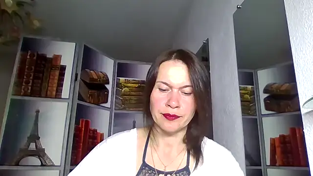 Snapshot of Selena_Moo chatting on March 30, 2026, 7:53 am Selena Moo online show from March 30, 2026, 7:53 am