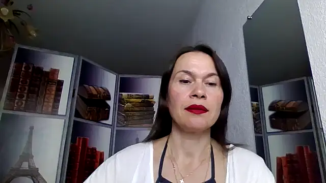 Snapshot of Selena_Moo chatting on April 5, 2026, 8:11 am Selena Moo online show from April 5, 2026, 8:11 am