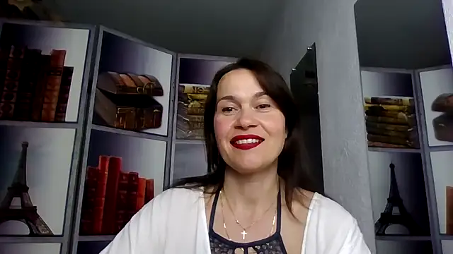 Snapshot of Selena_Moo chatting on April 9, 2026, 2:11 pm Selena Moo online show from April 9, 2026, 2:11 pm