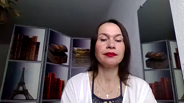Snapshot of Selena_Moo chatting on April 15, 2026, 7:26 am Selena Moo online show from April 15, 2026, 7:26 am