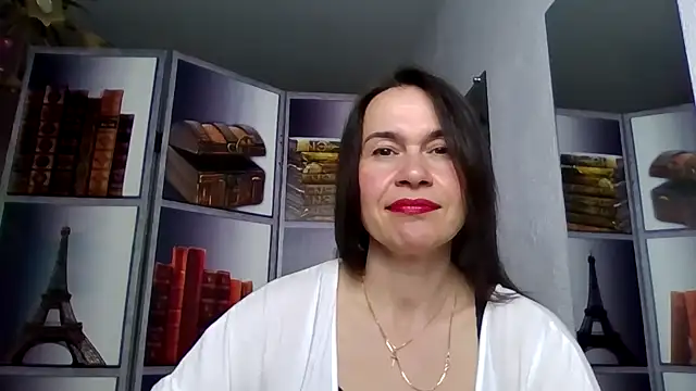 Snapshot of Selena_Moo chatting on April 18, 2026, 10:30 am Selena Moo online show from April 18, 2026, 10:30 am