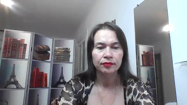 Selena Moo online show from August 8, 2026, 8:16 am