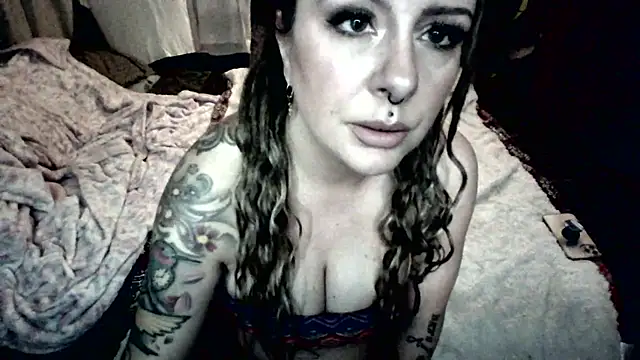 adirajade online show from March 24, 2026, 8:47 pm