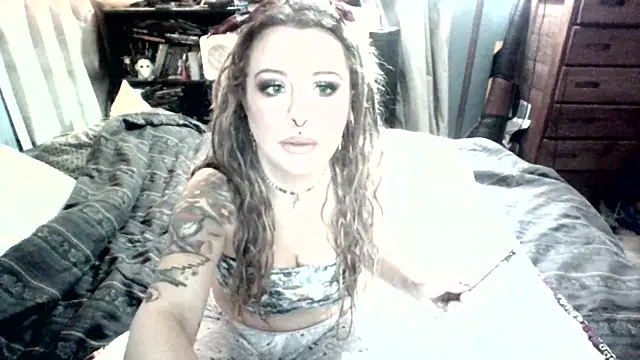 adirajade online show from March 25, 2026, 2:23 pm