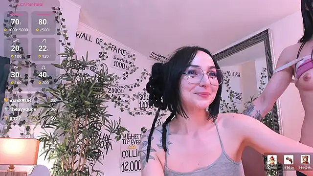 Snapshot of mira0_0 chatting on May 18, 2026, 4:07 am mira0 0 online show from May 18, 2026, 4:07 am