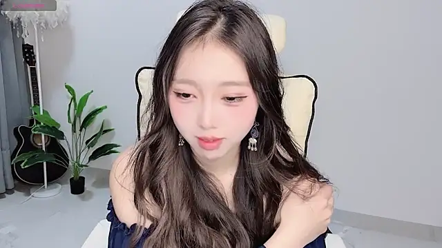 Yukiy8877 online show from March 24, 2026, 9:31 pm