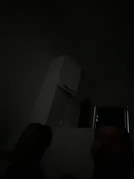 Snapshot of thatazy chatting on April 7, 2026, 8:42 pm thatazy online show from April 7, 2026, 8:42 pm