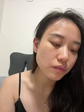 A-Kristen online show from June 3, 2026, 2:33 pm