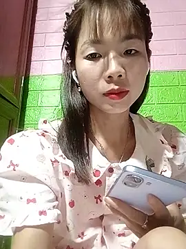 Snapshot of AmyLinee01 chatting on May 30, 2026, 5:21 pm AmyLinee01 online show from May 30, 2026, 5:21 pm