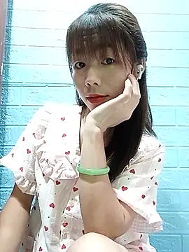 AmyLinee01 online show from July 28, 2026, 5:58 am