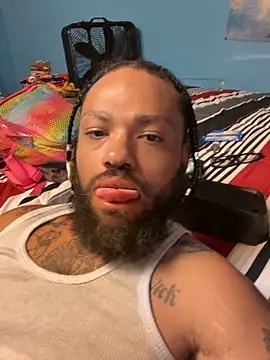 Snapshot of shortdawg70 chatting on March 22, 2026, 9:23 am shortdawg70 online show from March 22, 2026, 9:23 am