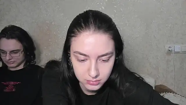 Snapshot of muuur_love231 chatting on May 17, 2026, 6:37 pm muuur love231 online show from May 17, 2026, 6:37 pm