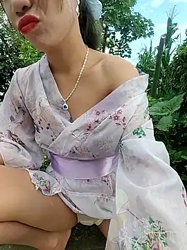 Snapshot of Ruby_Lucy chatting on May 24, 2026, 10:59 pm Ruby Lucy online show from May 24, 2026, 10:59 pm