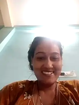 Sexi roovi online show from August 4, 2026, 4:15 am