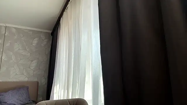 Snapshot of Emely_Cute chatting on March 22, 2026, 9:34 am Emely Cute online show from March 22, 2026, 9:34 am