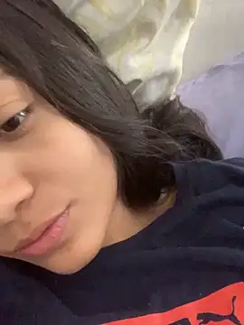 maduu789 online show from June 7, 2026, 4:44 pm
