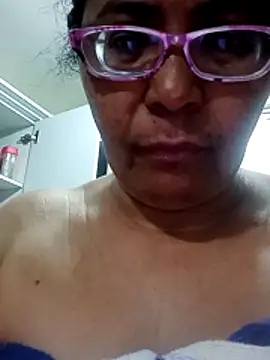 Snapshot of sexymomsn chatting on May 10, 2026, 11:59 am sexymomsn online show from May 10, 2026, 11:59 am