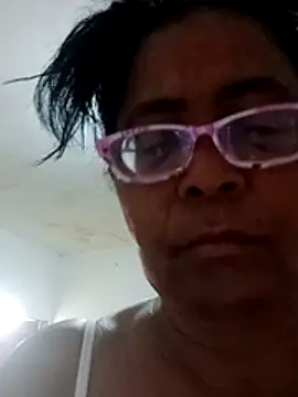 Snapshot of sexymomsn chatting on July 11, 2026, 12:41 pm sexymomsn online show from July 11, 2026, 12:41 pm