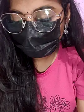 Snapshot of miss_eyekiller12 chatting on April 15, 2026, 10:11 am miss eyekiller12 online show from April 15, 2026, 10:11 am