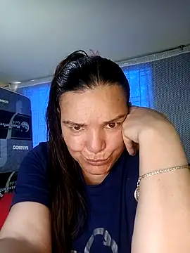 Zuleyka 69 online show from April 24, 2026, 9:06 pm
