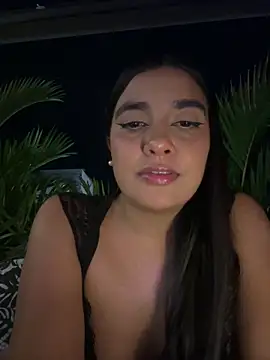 HaileyBiieber online show from May 15, 2026, 11:56 pm