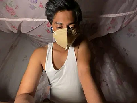 Snapshot of sinner2511 chatting on March 26, 2026, 4:23 pm sinner2511 online show from March 26, 2026, 4:23 pm