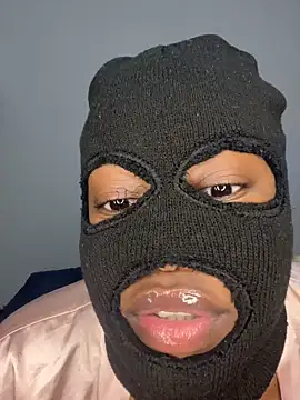 xxxchocolatepussy online show from July 18, 2026, 11:41 pm