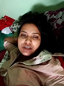 Diyagupta26 online show from April 3, 2026, 4:32 am