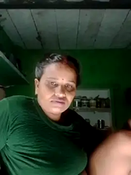Shivani09900 online show from July 18, 2026, 12:15 am