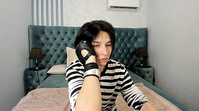 AdonBev online show from May 15, 2026, 5:25 am