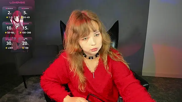 Snapshot of LeonaHicks chatting on June 12, 2026, 6:01 am LeonaHicks online show from June 12, 2026, 6:01 am